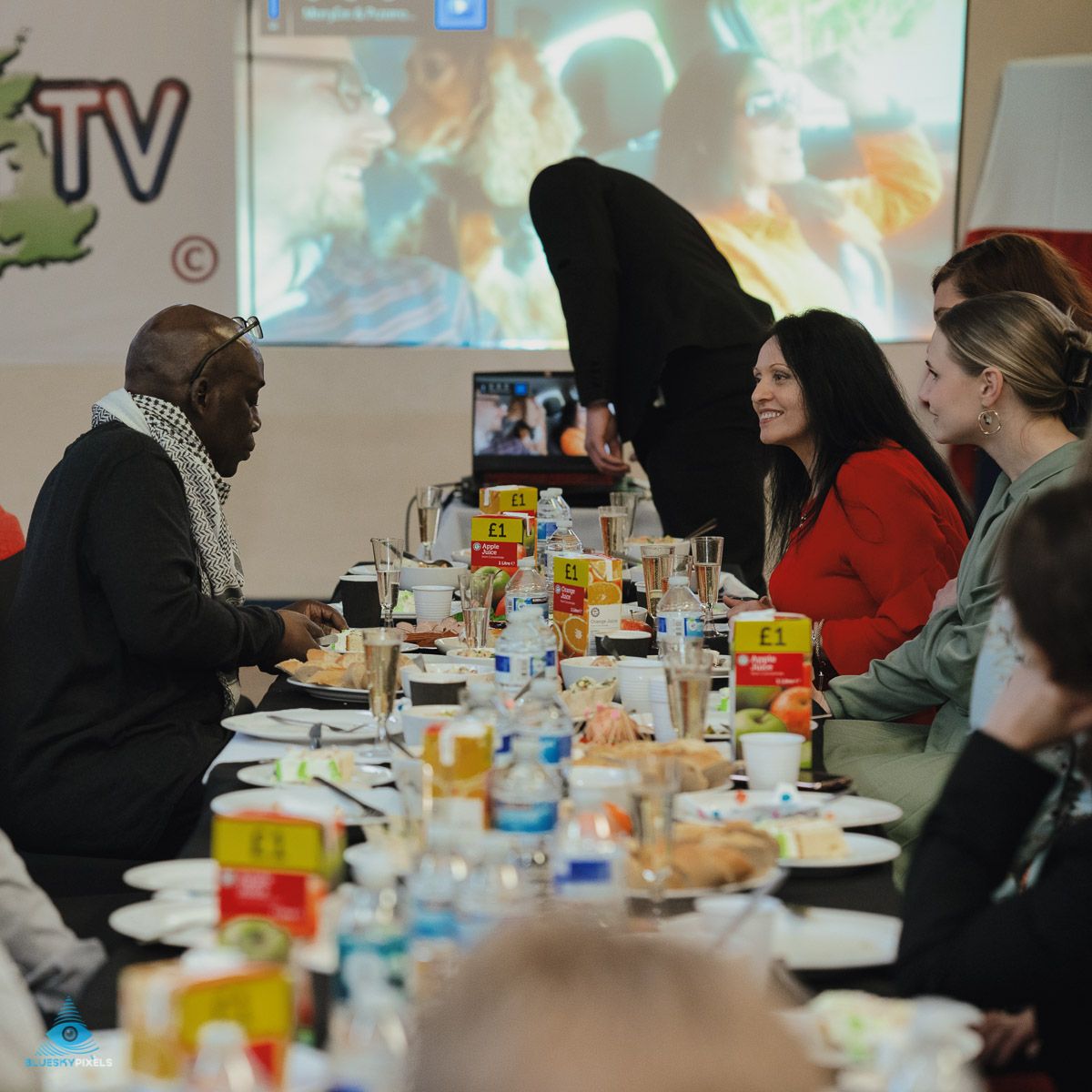 images/first-bday/021.jpg#joomlaImage://local-images/first-bday/021.jpg?width=1200&height=1200